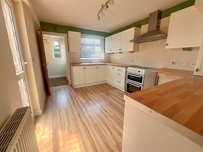 2 Bedroom Cottage To Rent In Folders Lane, Littledean, Cinderford, GL14