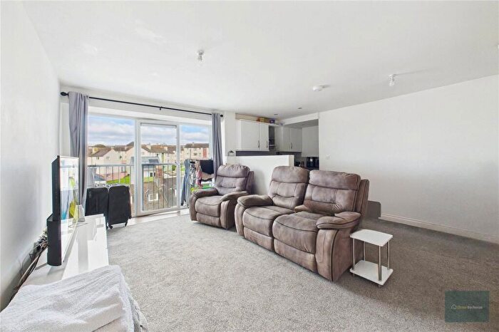 1 Bedroom Flat For Sale In Albert Road, Stoke, Plymouth, PL2