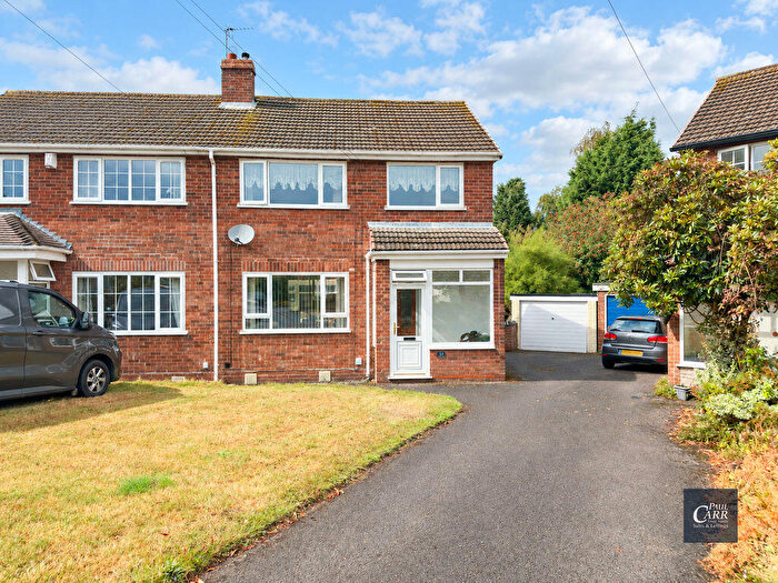 3 Bedroom Semi-Detached House For Sale In Forest Close, Streetly, Sutton Coldfield, B74