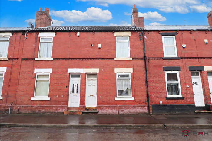 2 Bedroom Terraced House For Sale In Gladstone Road, Doncaster, DN4
