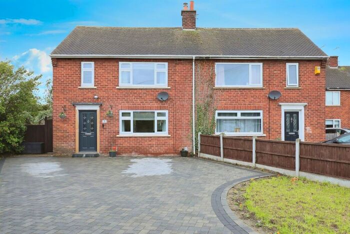 3 Bedroom Semi-Detached House For Sale In Blyth Road, Oldcotes, Worksop, S81