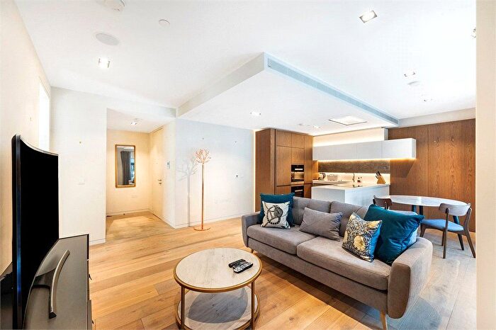 1 Bedroom Flat To Rent In Pearson Square, Nassau Street, London, W1W