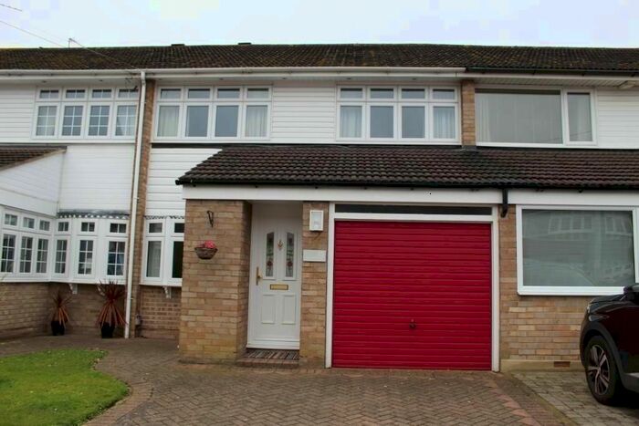 3 Bedroom Terraced House To Rent In West Malling Way, Hornchurch, Essex, RM12