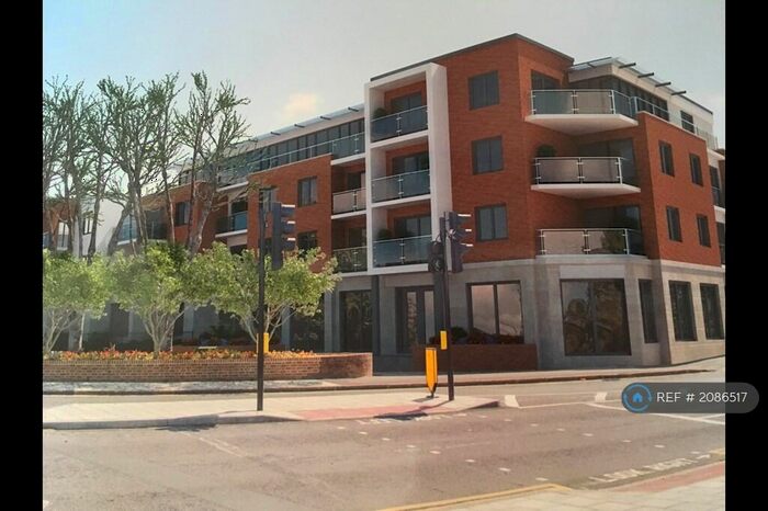 1 Bedroom Flat To Rent In Watton Point, Surbiton, KT6