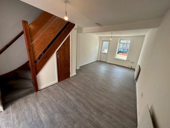 2 Bedroom House To Rent In York Road, Great Yarmouth, NR30