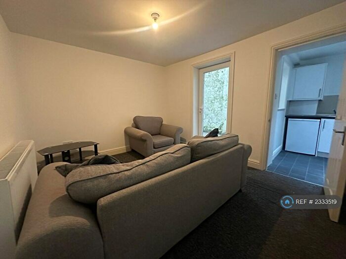 1 Bedroom Flat To Rent In Upper Saint Jamess Street, Brighton, BN2