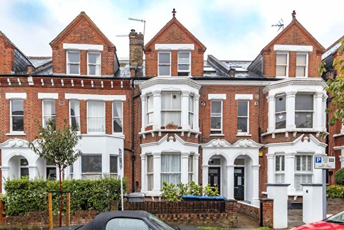 1 Bedroom Flat To Rent In Streatley Road, Kilburn, NW6