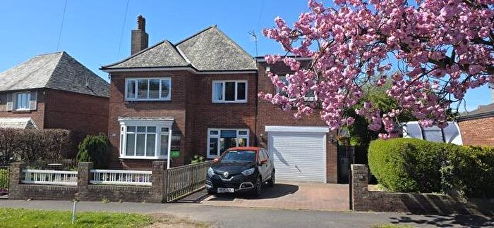 4 Bedroom Detached House For Sale In The Avenue, Richmond, DL10