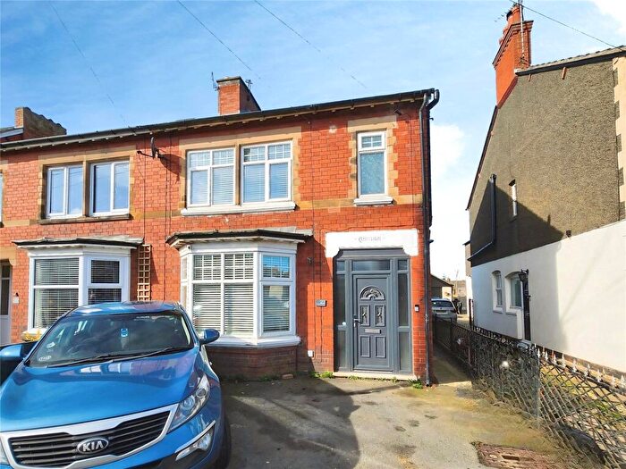 3 Bedroom Semi Detached House For Sale In Central Road, Hugglescote, Coalville, Leicestershire, LE67
