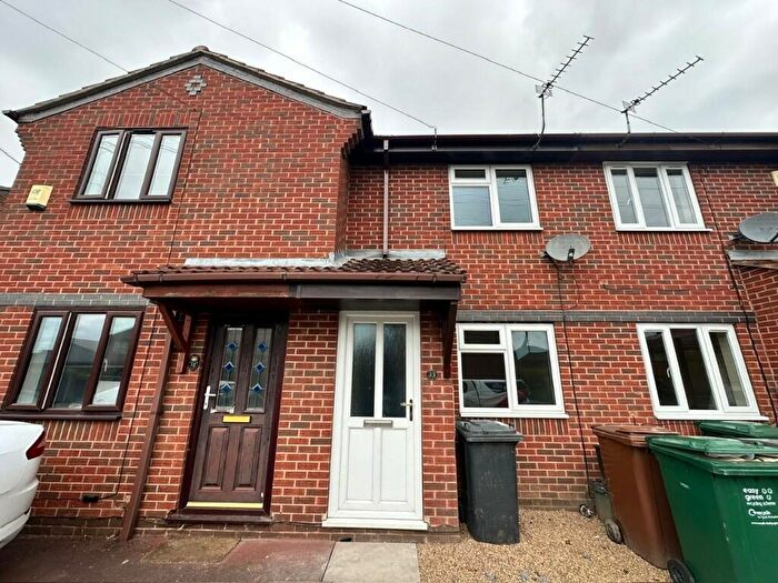1 Bedroom Town House To Rent In Michelle Close, Derby, Derbyshire, DE24