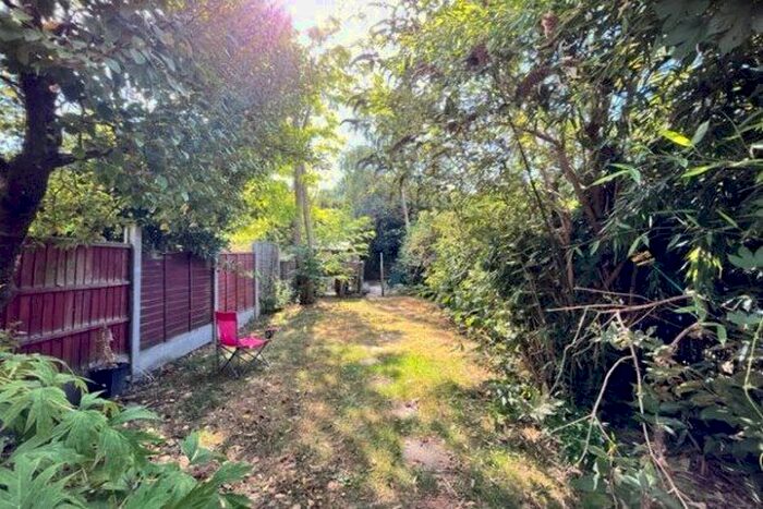 2 Bedroom Semi-Detached House To Rent In Ashingdon Road, Rochford, SS4