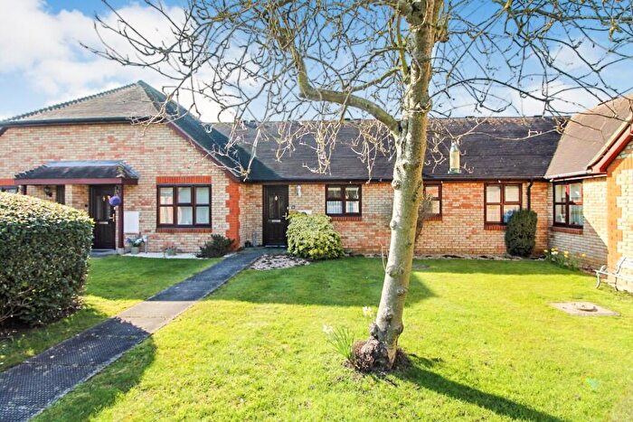 2 Bedroom Terraced Bungalow For Sale In Clements Green Lane, CM3