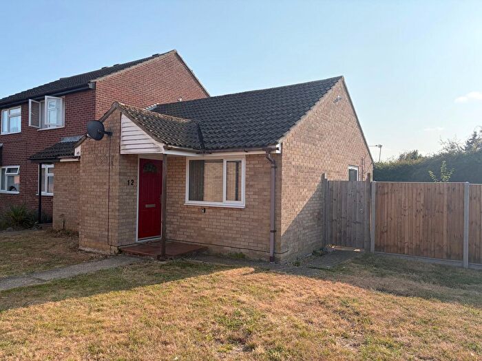 2 Bedroom Semi-Detached Bungalow To Rent In Talbot Close, Wymondham, NR18