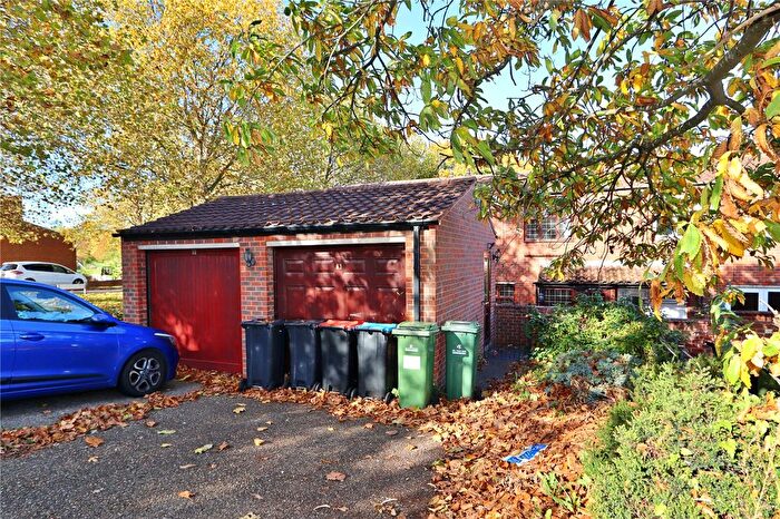 3 Bedroom Terraced House For Sale In Walbrook Avenue, Springfield, MK6