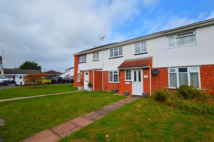 3 Bedroom House For Sale In Goldsworthy Way, Slough, SL1