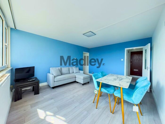 1 Bedroom Flat To Rent In Tawny Way, London, SE16