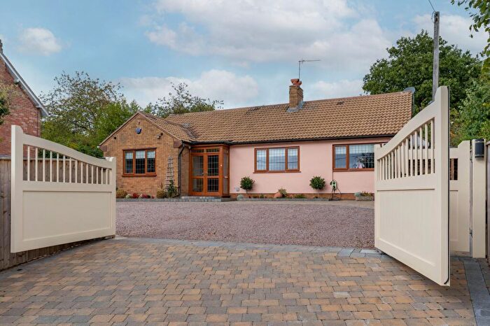 3 Bedroom Detached Bungalow For Sale In Rowney Green Lane, Alvechurch, B48