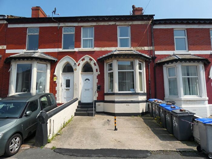 2 Bedroom Flat To Rent In Regent Road, Blackpool, FY1