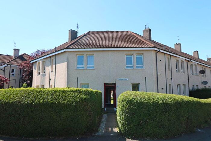 2 Bedroom Flat To Rent In Gallowhill Road, Paisley, PA3