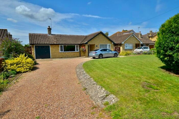 3 Bedroom Detached Bungalow For Sale In Arrow Lane, North Littleton, Evesham, WR11