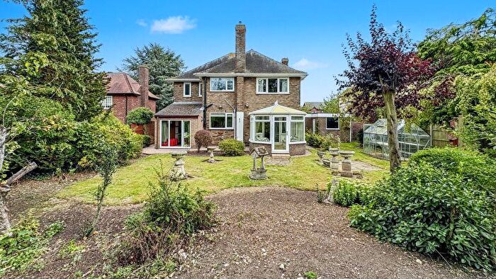 4 Bedroom Detached House For Sale In Riseholme Road, Uphill, Lincoln, LN1