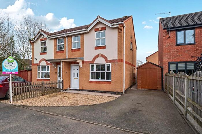 3 Bedroom Semi Detached House For Sale In Celandine Drive, Melton Mowbray, LE13