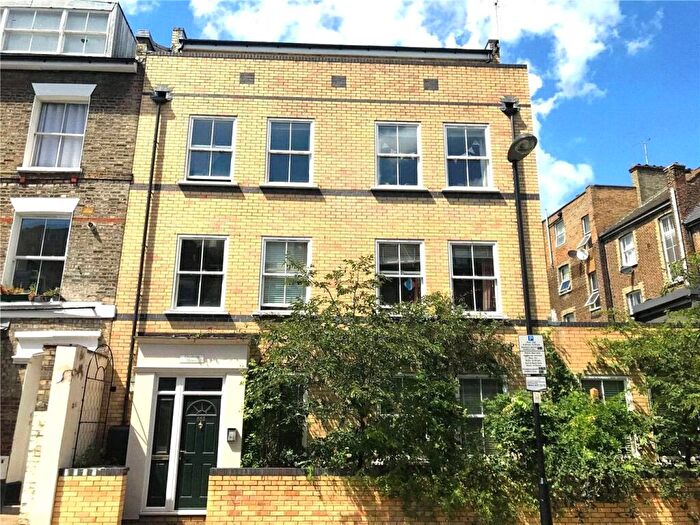 2 Bedroom Apartment To Rent In Gresham House, A Moray Road, London, N4