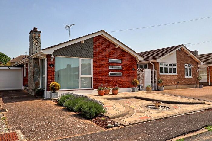 3 Bedroom Detached Bungalow For Sale In Sth.Benfleet, SS7