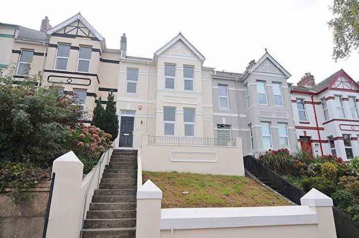 3 Bedroom House To Rent In Coleridge Road, Plymouth. Spacious Family Home With A Double Garage., PL4