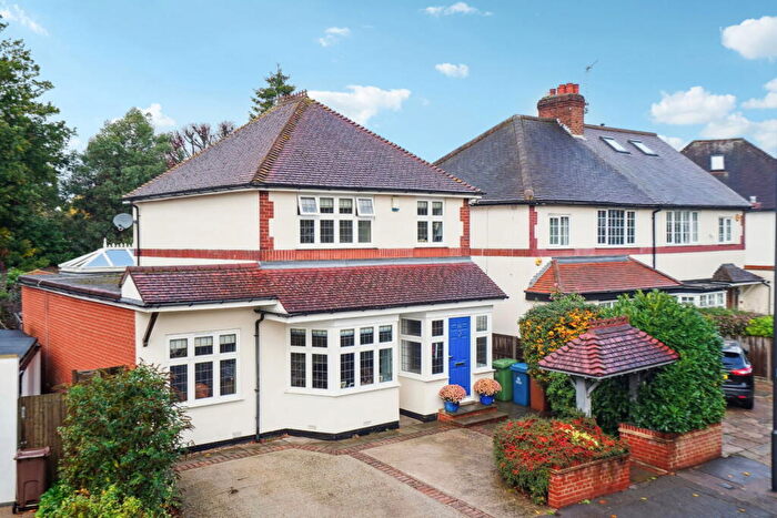 3 Bedroom Detached House For Sale In West End Lane, Pinner, HA5