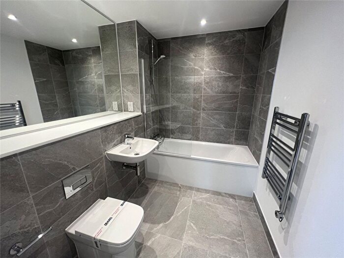 1 Bedroom Flat To Rent In Victoria House, Great Ancoats Street, Manchester, M4