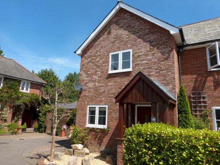 1 Bedroom Semi-Detached House To Rent In Salisbury Street, Fordingbridge, Hampshire, SP6