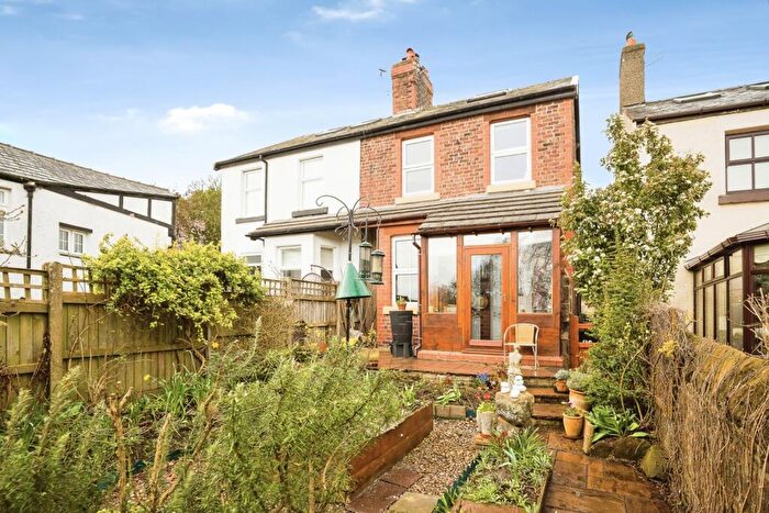 2 Bedroom Semi Detached House For Sale In Hillside Road, Heswall, Wirral, Merseyside, CH60