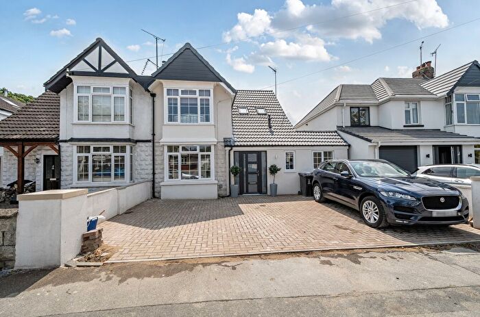 4 Bedroom Semi-Detached House For Sale In Marlborough Road, Swindon, SN3