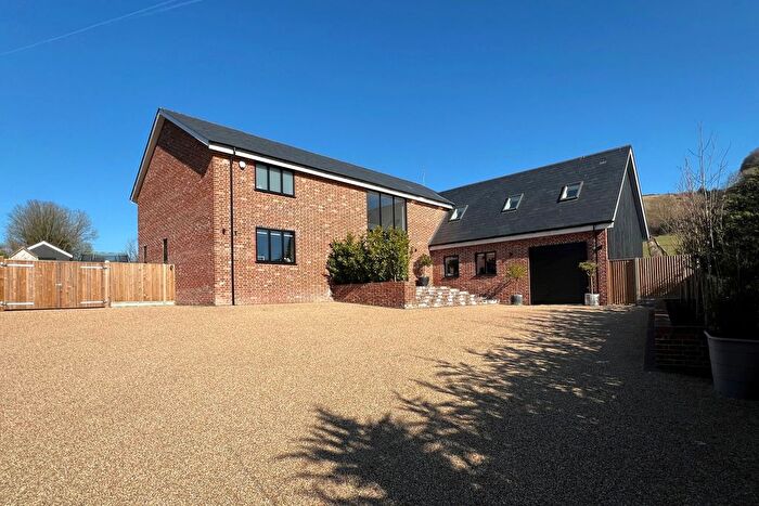 5 Bedroom Detached House For Sale In London Road, Temple Ewell, CT16