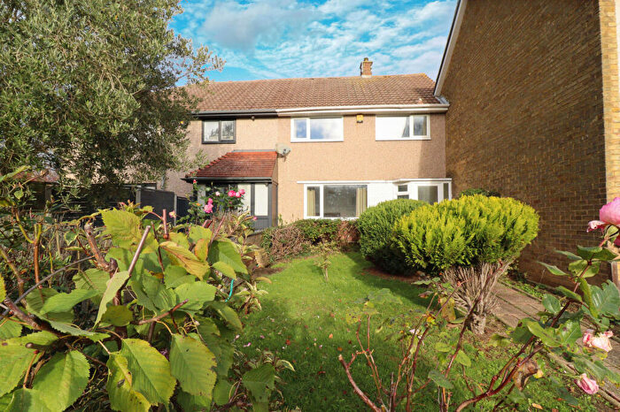 4 Bedroom Terraced House For Sale In Long Riding, Basildon, Essex, SS14