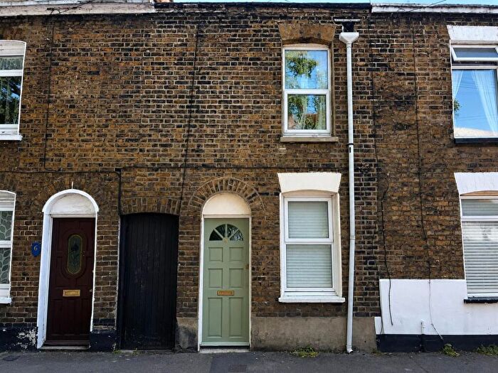 2 Bedroom Terraced House For Sale In Beach Street, Sheerness, ME12