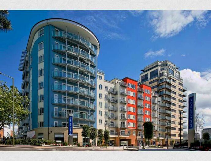 Studio To Rent In Battalion House, London, NW9