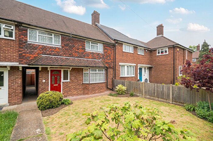 3 Bedroom Terraced House For Sale In Beaumanor Gardens, London, SE9