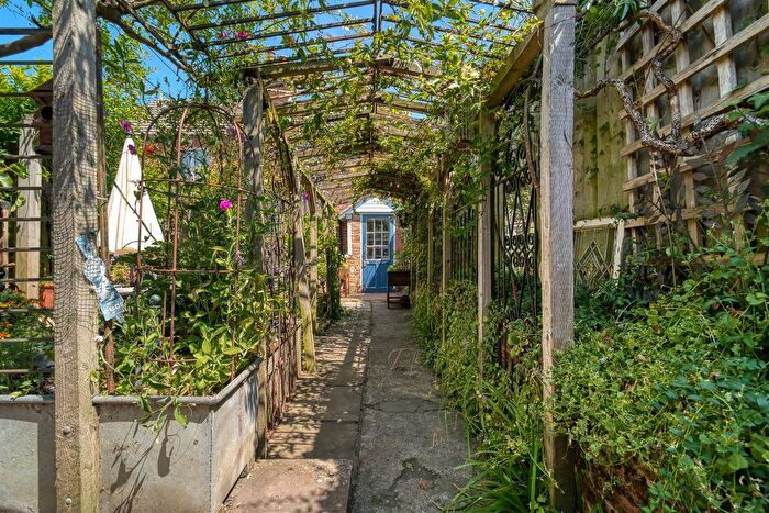 3 Bedroom Farm For Sale In Gold Hill, Child Okeford, Blandford Forum, DT11