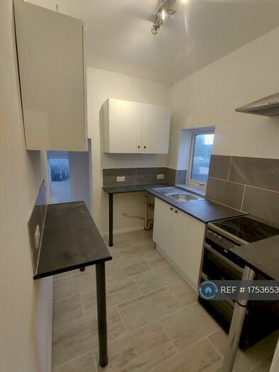 2 Bedroom End Of Terrace House To Rent In Bramford Road, Ipswich, IP1