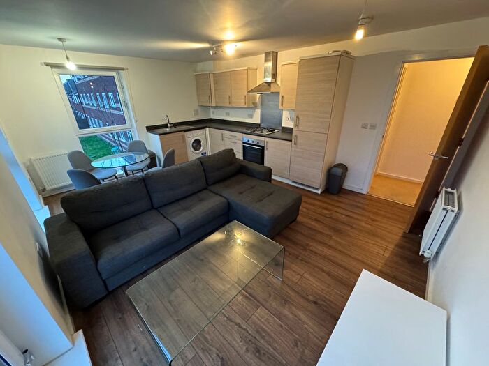 2 Bedroom Flat For Sale In Blackburn Street, Salford, M3