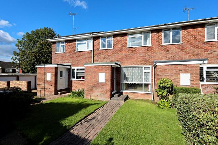 3 Bedroom Terraced House For Sale In Badgers Walk, Burgess Hill, RH15