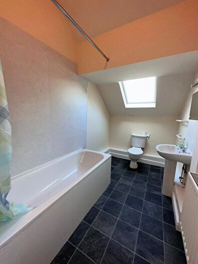 1 Bedroom Flat To Rent In Great Cheetham Street West, Manchester, Greater Manchester, M7