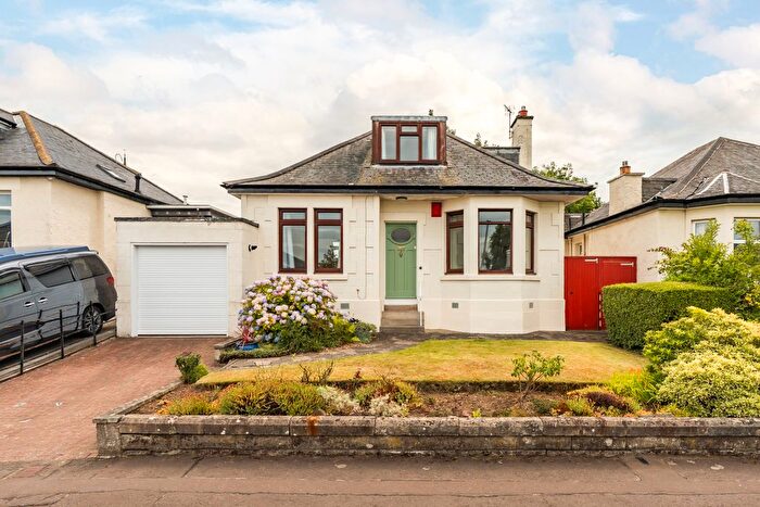 3 Bedroom Detached Bungalow For Sale In Craiglockhart Loan, Edinburgh, EH14