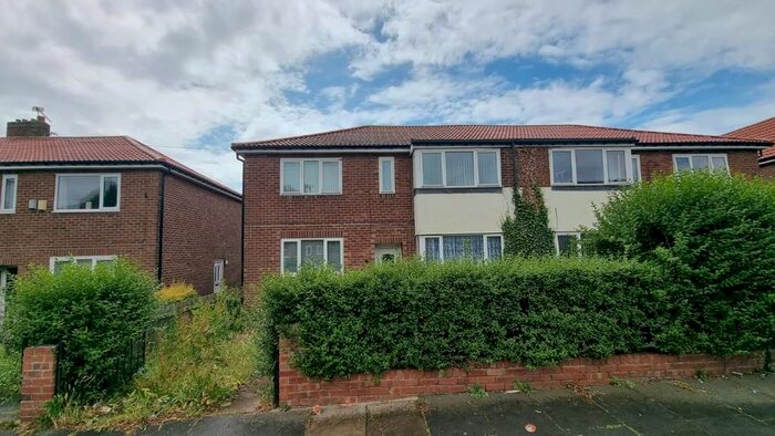 2 Bedroom Flat To Rent In Haughton Crescent, West Denton, Newcastle Upon Tyne, NE5
