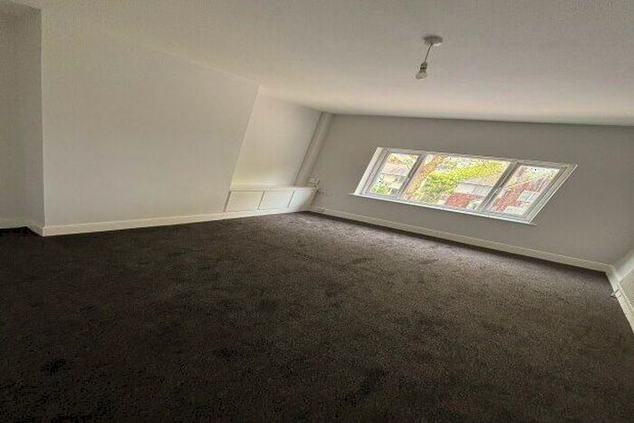 1 Bedroom Flat To Rent In Lisburn Lane, Liverpool, L13