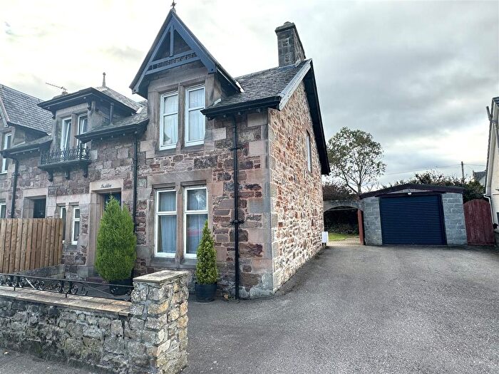 4 Bedroom Semi-Detached House For Sale In Culcabock Road, Inverness, IV2