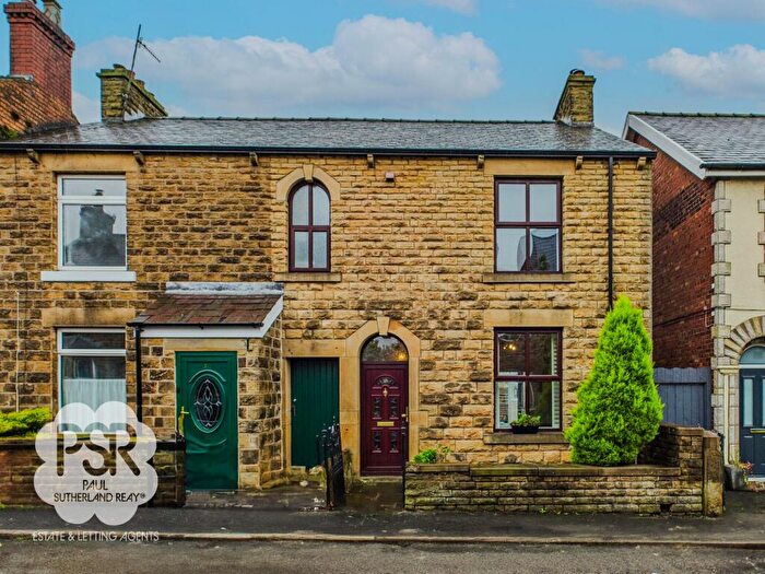 2 Bedroom Semi-Detached House For Sale In Hayfield Road, Chapel-En-Le-Frith, SK23
