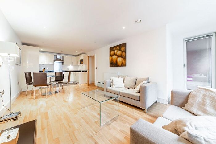 2 Bedroom Flat To Rent In Indescon Square, Canary Wharf, E14